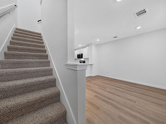 5th image of 13054 Turret Bend Way