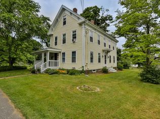 8 Central St, Newbury, MA 01922