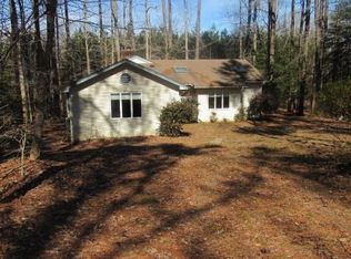 7158 Deacon Rd, Gloucester, VA 23061