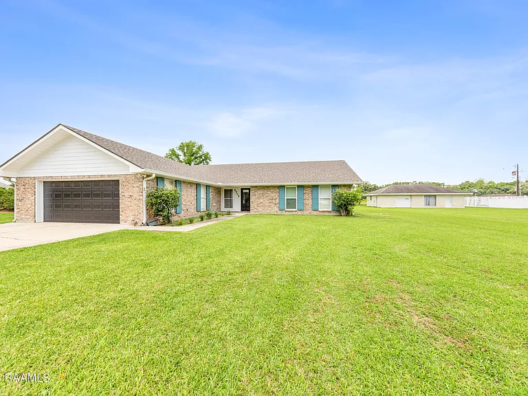 2508 Ferris Rd — Photo 39