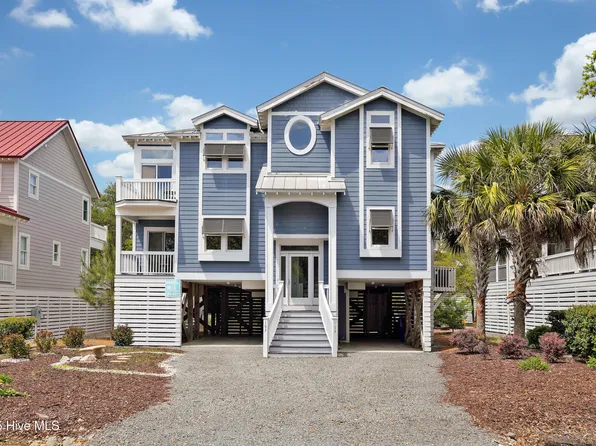 103 SE 74th Street, Oak Island, NC 28465
