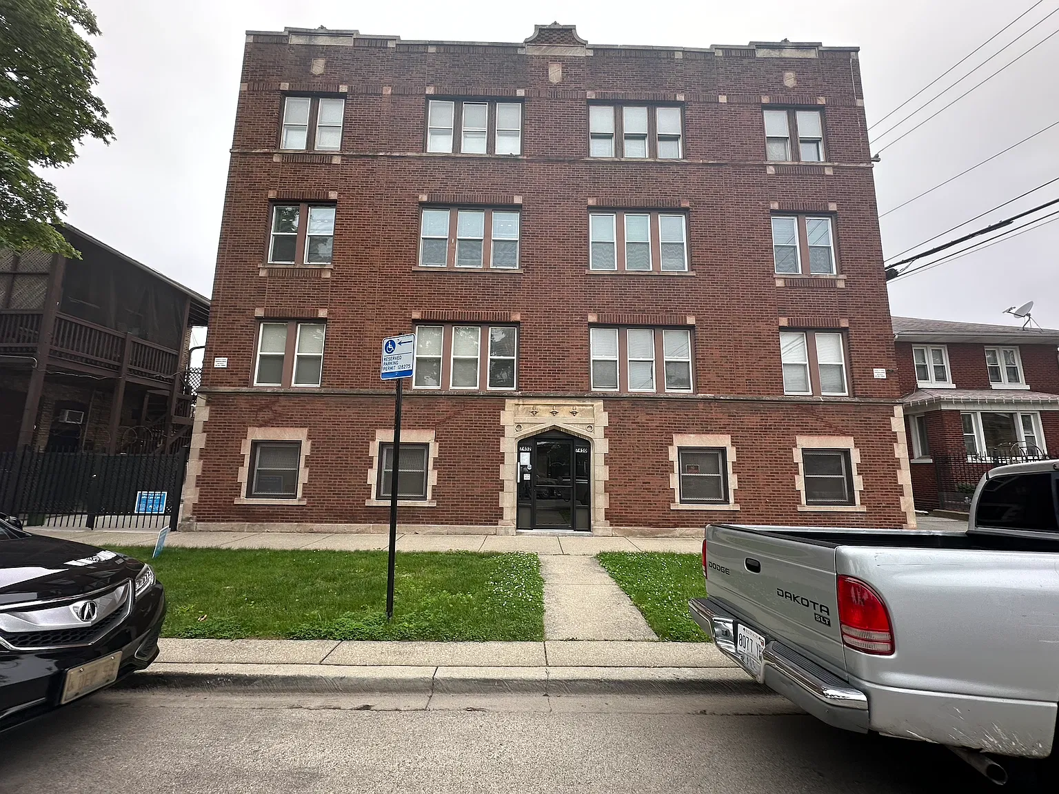 1 bed, 900 sqft, $1,250 — Photo 1