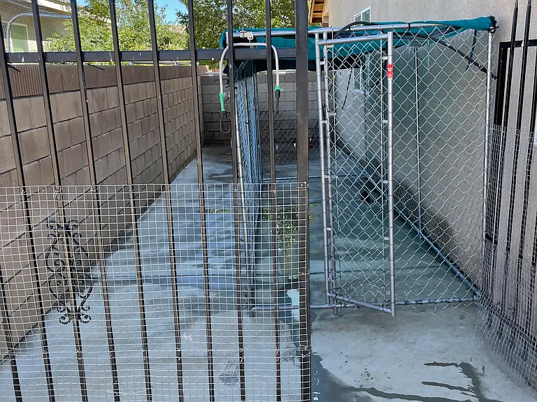 Dog kennel