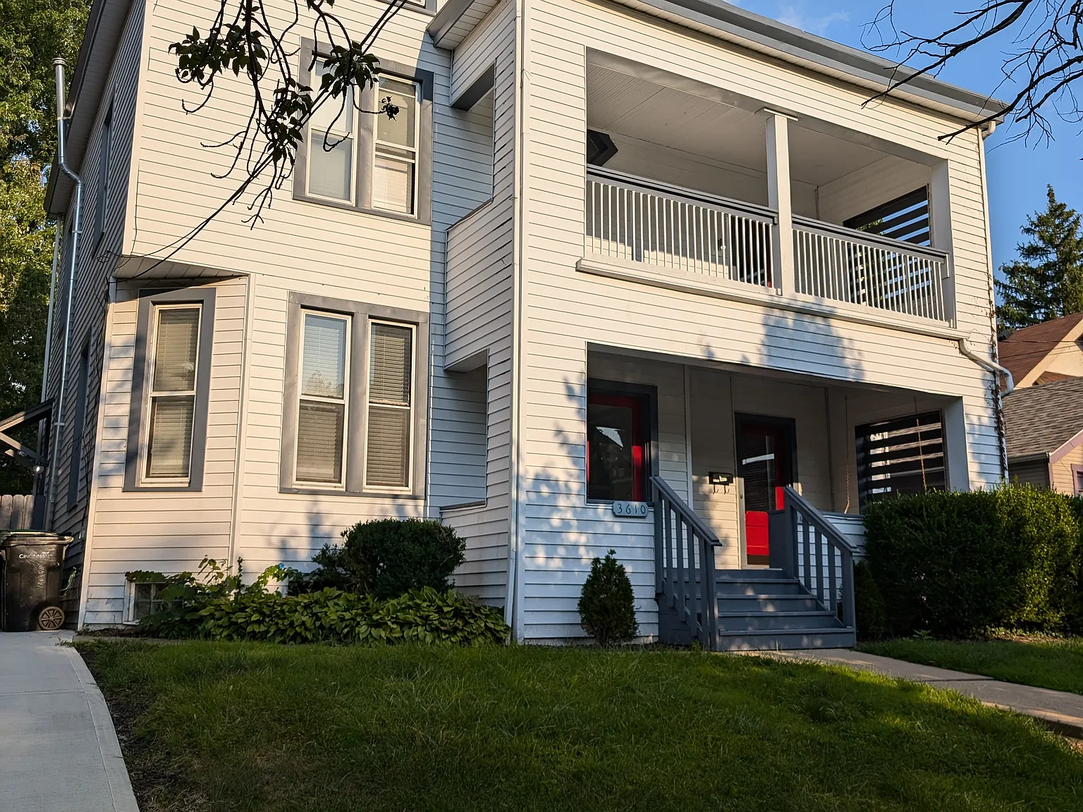 2 bed, 1110 sqft, $1,790 — Photo 2