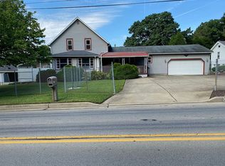 890 S Buhl Farm Dr, Hermitage, PA 16148