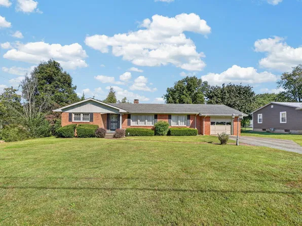 230 Eastview Dr, Madisonville, KY 42431