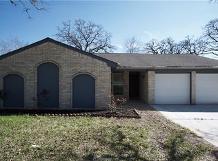 1206 Hawk Tree Dr, College Station, TX 77845