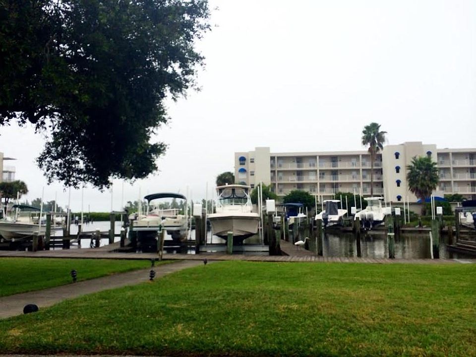 2nd image of 6126 River Run Dr #205