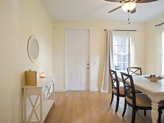 2nd image of 192 SW Otter Run Place