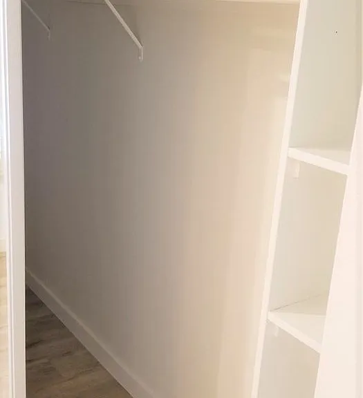 1031 N Crescent Heights Blvd — Photo 16