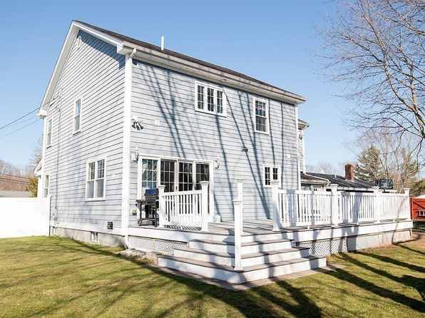 11 Smoke Rise Cir, Swansea, MA 02777