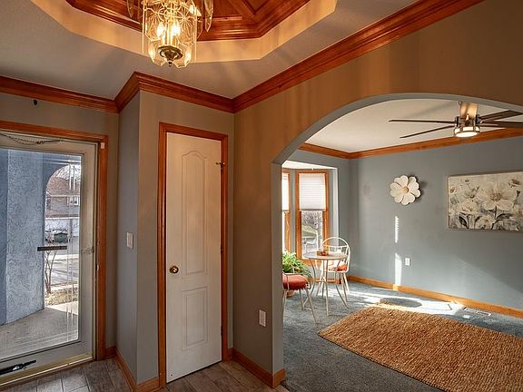 3rd image of 2407 S Harding St