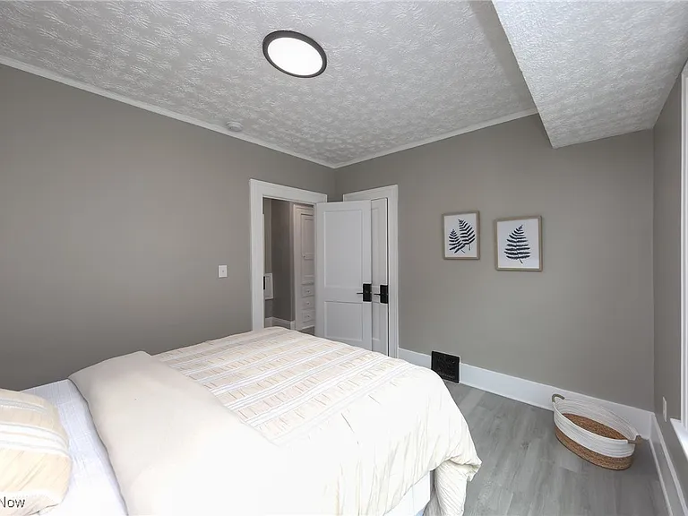 1574 Cohassett Ave — Photo 19