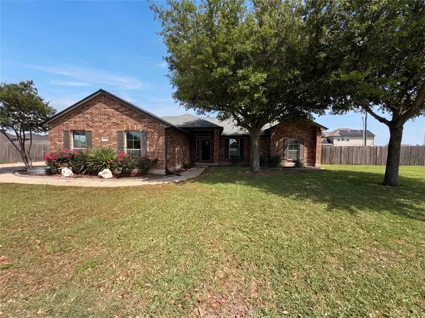 116 San Jacinto Dr, Hutto, TX 78634
