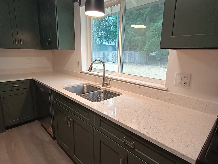 7378 Haynes Ln NE #7378 — Photo 9