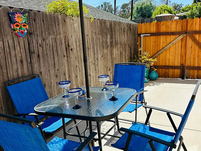 Coronado Dr — Photo 8