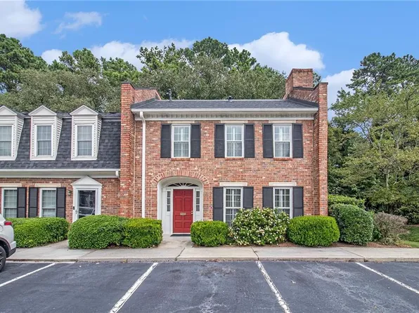21 Iron Bound Pl NW, Atlanta, GA 30318