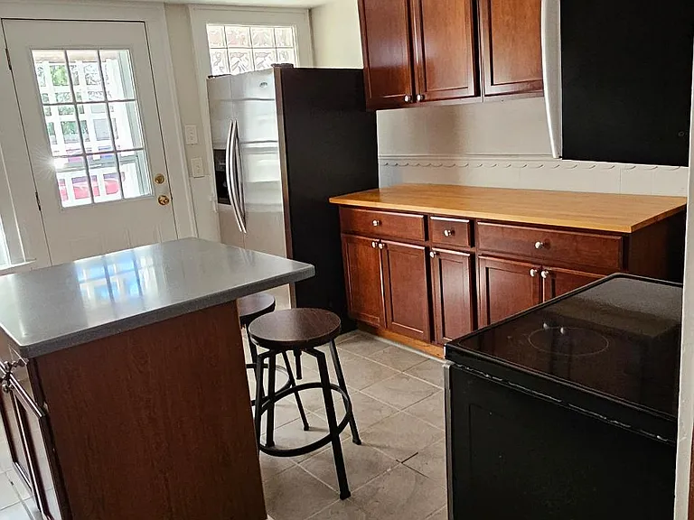 16109 Clifton Blvd #16109 — Photo 3