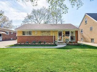 1438 N Maple Ave, La Grange Park, IL 60526