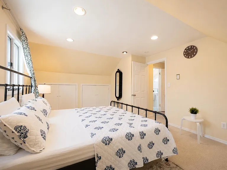 Cypress Ln W — Photo 20