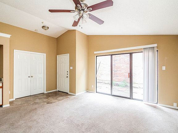 4th image of 4213 Phoenix Dr