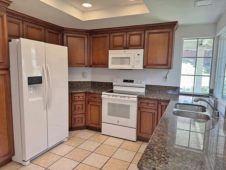 3186 Old Kettle Rd — Photo 3