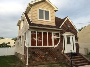 2589 Chernucha Ave, Merrick, NY 11566