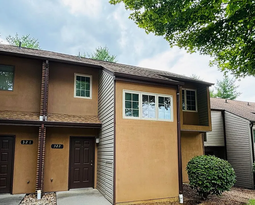 322 Shenandoah Cir