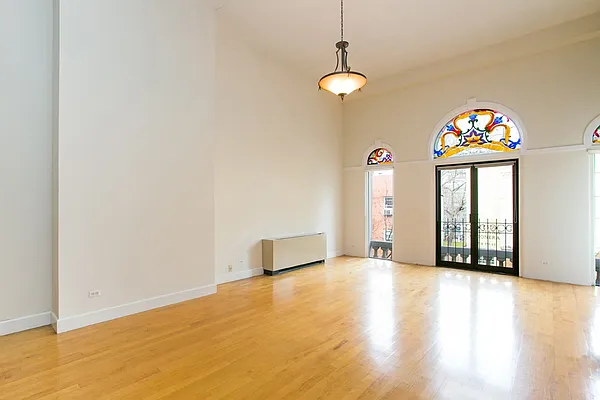 Sold by MNS | media 22