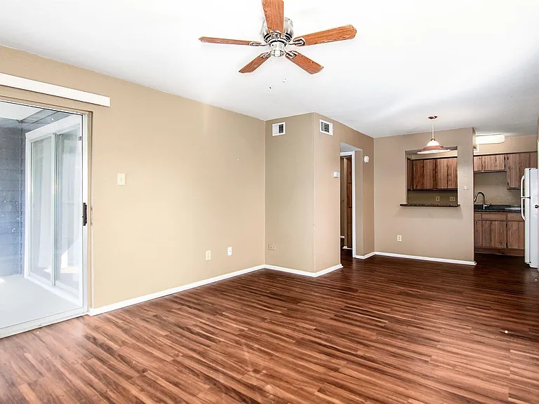 18511 Egret Bay Blvd #606 — Photo 4