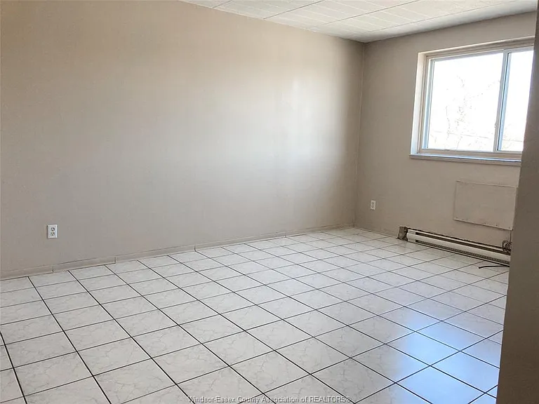 892 Campbell Ave #12 — Photo 3