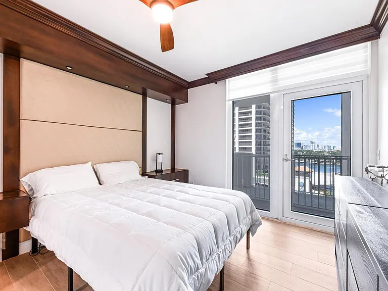 101 S Fort Lauderdale Beach Blvd #1104 — Photo 19