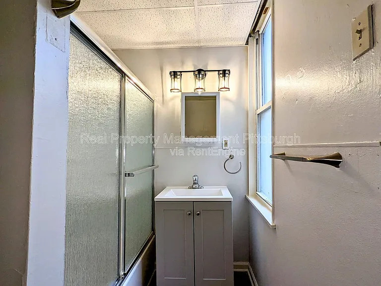 42 Van Braam St #2 — Photo 13