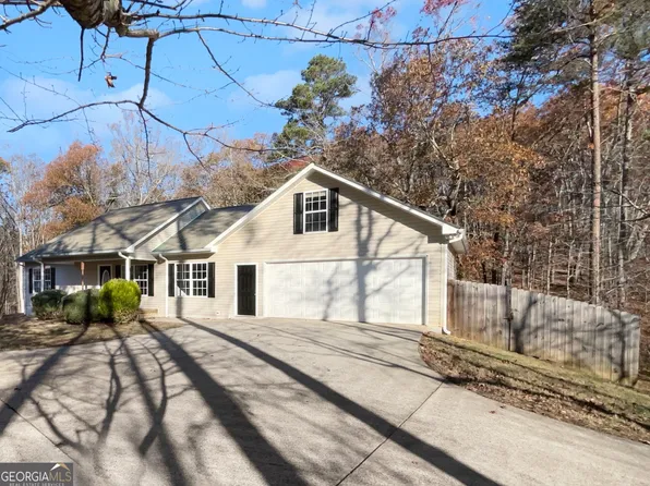 5975 Julian Rd, Gainesville, GA 30506