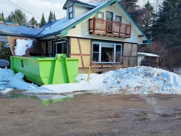 390 N Roscommon Rd, Roscommon, MI 48653