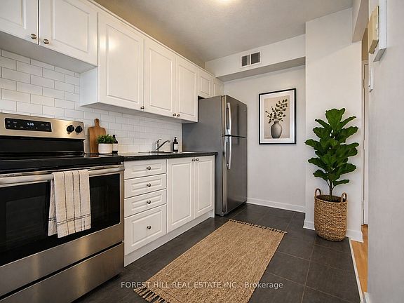 4th image of 470 Sentinel Rd #1205