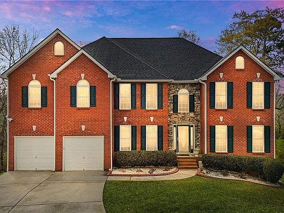 2nd image of 4320 Clarion Dr