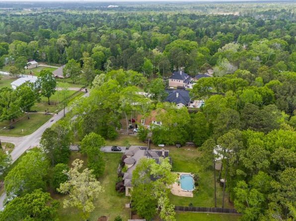 19343 Riverwalk Dr, Porter, TX 77365