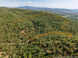 13007 Perry Rd, Central Point, OR 97502