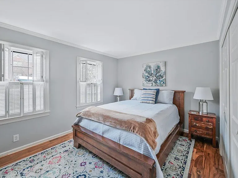 206 Westchase Dr — Photo 15