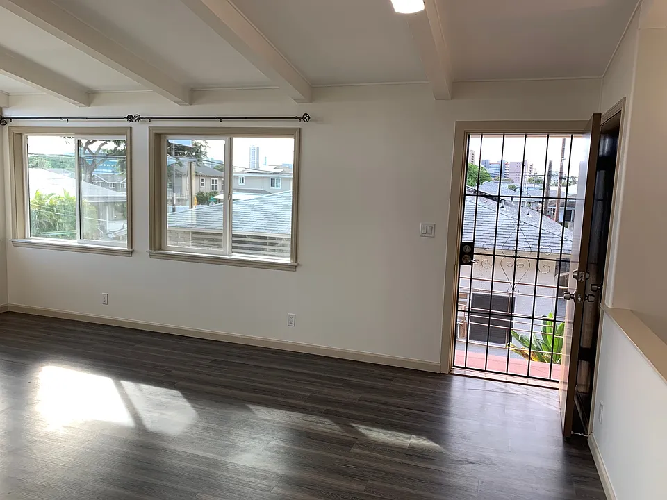 Entrance at 2nd floor.