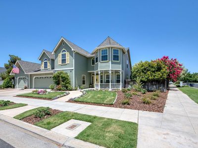 377 Moody Ave, Clovis, CA, 93619