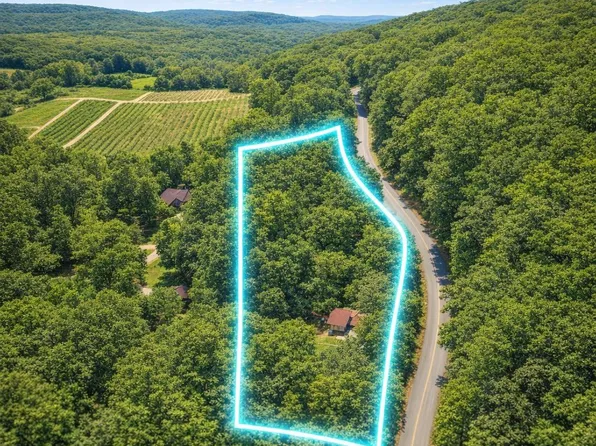 1359 Lamb Mountain Rd, Hendersonville, NC 28792