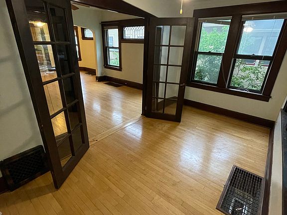 5th image of 3445 42nd Ave S #1
