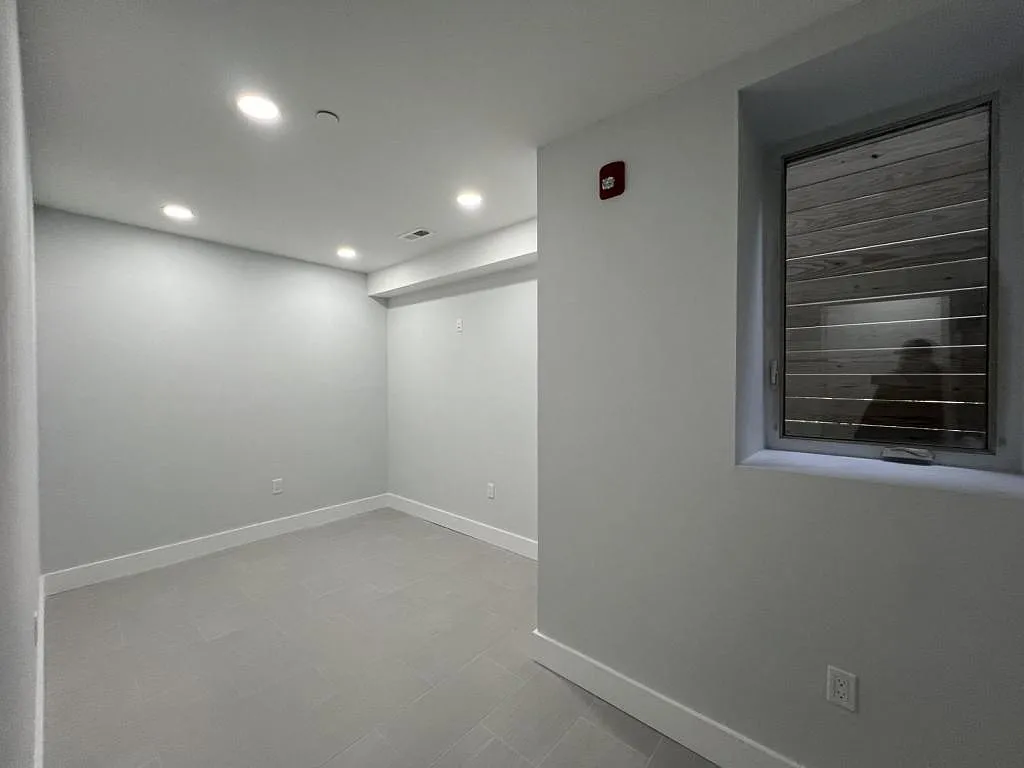 2439 N Marshall St — Photo 1