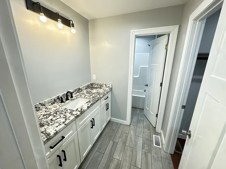 48 Charterhouse Ave #1 — Photo 23