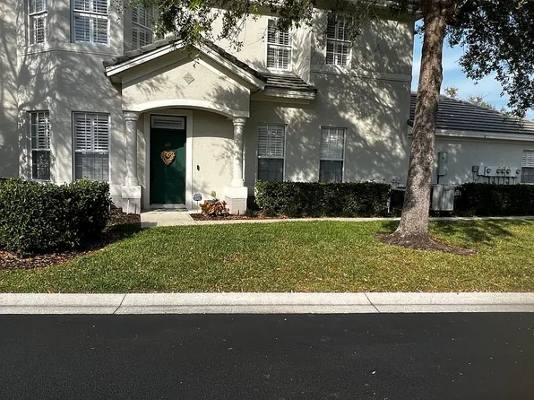 669 Grasslands Village Cir, Lakeland, FL 33803
