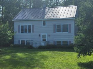 42 Abnaki Rd, North Hero, VT 05474