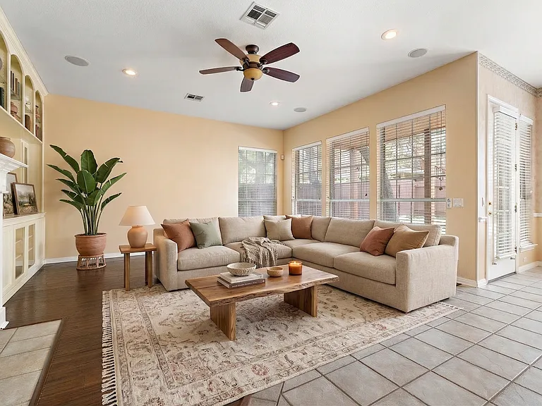 10707 Bramblecrest Dr — Photo 5