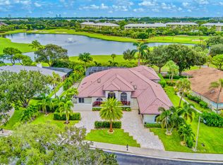 2660 Tecumseh Dr, West Palm Beach, FL 33409